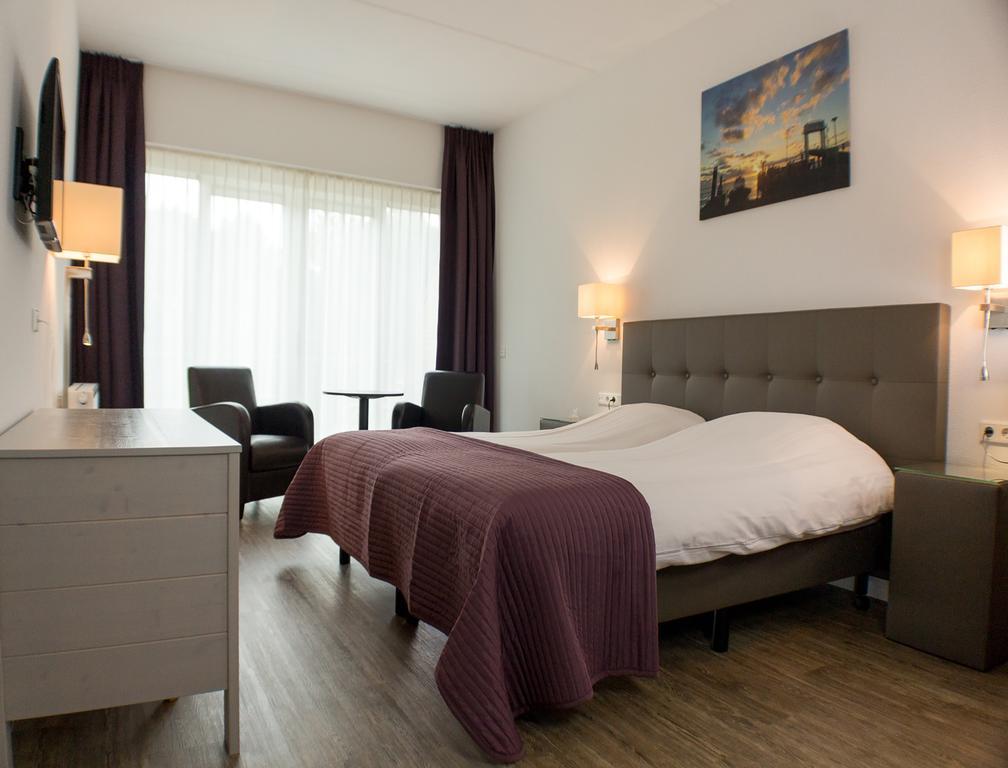 Hotel Cafe Restaurant Duinzicht スヒールモニコーフ 部屋 写真